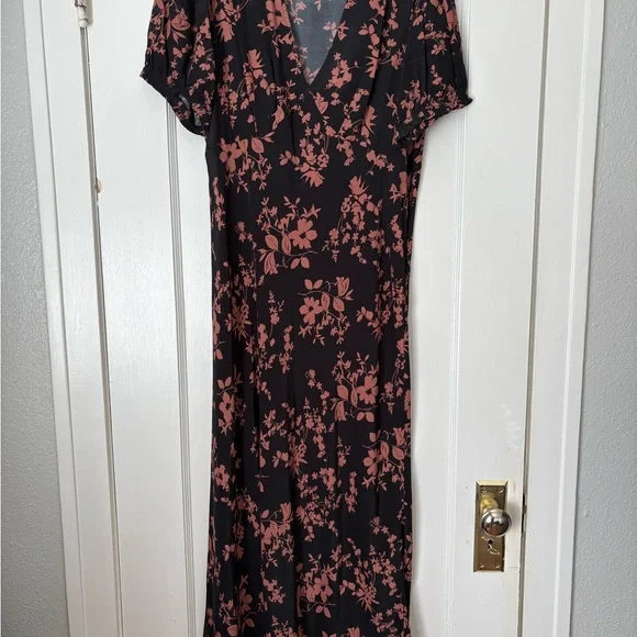 A New Day Black and Tan Floral Midi Dress - Picture 4 of 5